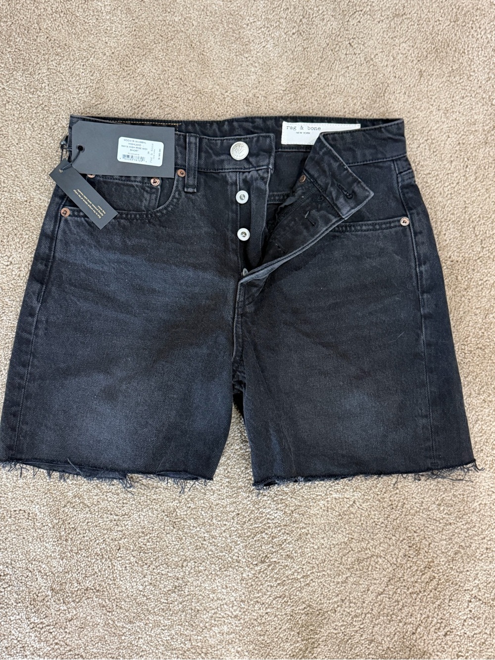 rag & bone Black Raw-Hem Miya Denim Cutoff Shorts size 26 - Picture 13 of 17
